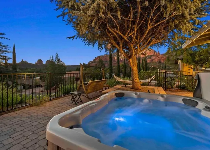 Heart Of Uptown With Epic Views Hottub Trails *
