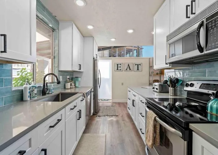 Heart Of Uptown With Epic Views Hottub Trails * Sedona